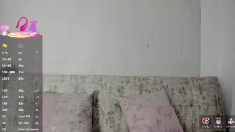 Pau OFmissweetpeach online show from June 21, 9:50 pm