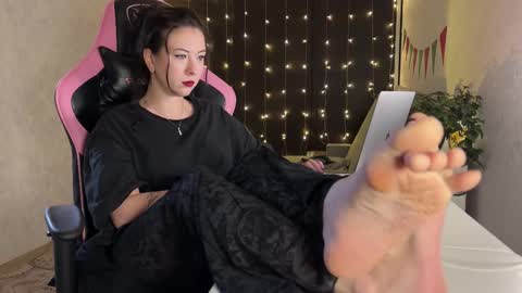 misswishh online show from February 12, 7:09 pm