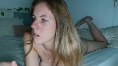 Monique  online show from February 3, 8:36 pm