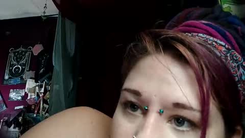 Snapshot of missxmoth444 chatting on November 14, 4:22 am missxmoth444 online show from November 14, 4:22 am