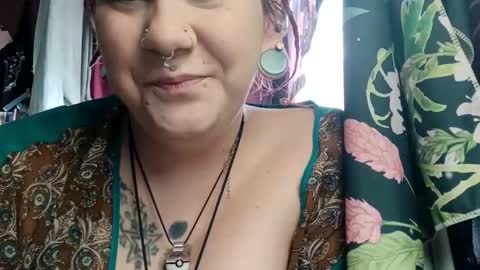 Snapshot of missxmoth444 chatting on November 19, 6:30 pm missxmoth444 online show from November 19, 6:30 pm