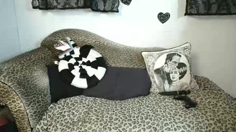Missy Dee online show from June 29, 10:15 am