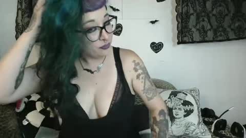 Missy Dee online show from July 31, 7:19 am