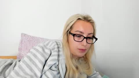 Snapshot of missy_matrix chatting on May 22, 8:10 am Missy matrix online show from May 22, 8:10 am
