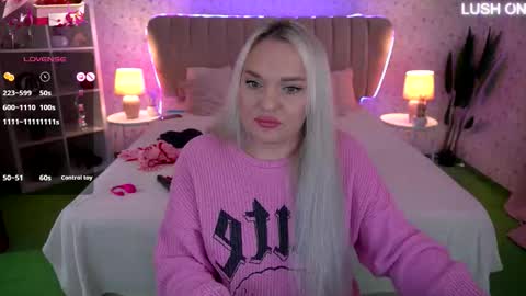 missyymarty online show from November 24, 8:03 am