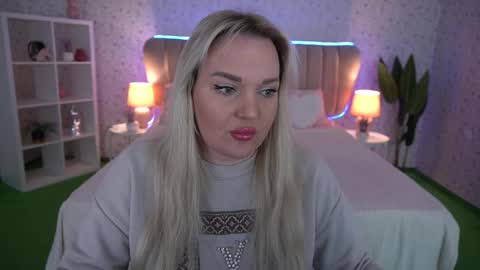 missyymarty online show from February 4, 7:47 am