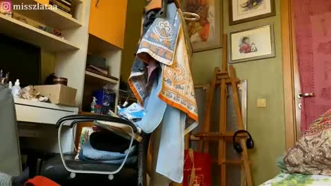 Snapshot of misszlataa chatting on December 18, 7:58 am Zlata online show from December 18, 7:58 am