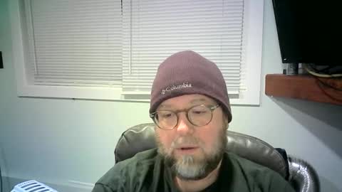 Snapshot of mister_happy567 chatting on January 31, 2:48 am Mr. Happy online show from January 31, 2:48 am