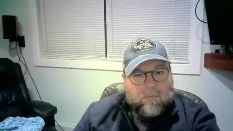 Snapshot of mister_happy567 chatting on February 20, 8:17 am Mr. Happy online show from February 20, 8:17 am