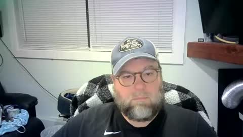 Snapshot of mister_happy567 chatting on February 24, 4:16 am Mr. Happy online show from February 24, 4:16 am