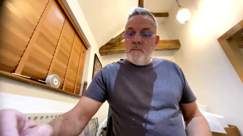 Misterblivs online show from January 7, 7:52 am