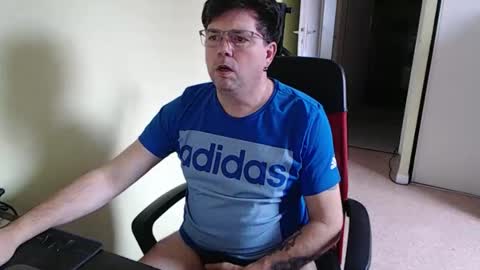 mistercoeur online show from February 17, 4:02 pm