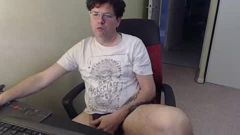 mistercoeur online show from March 14, 8:42 am