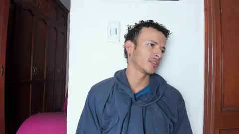 Snapshot of mistic_orgamsxxx18 chatting on June 29, 1:33 pm Sexy couple ready to play without limits here we do everything online show from June 29, 1:33 pm