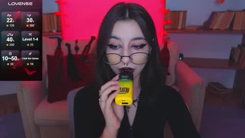 Marcelline online show from October 15, 9:31 am