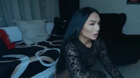 mistress_meryem online show from June 22, 10:07 pm