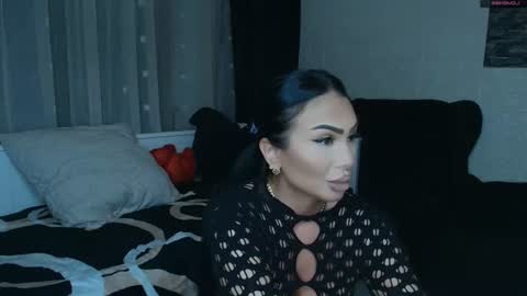 mistress_meryem online show from June 25, 9:41 pm