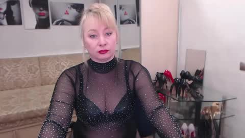 mistress_milfa online show from March 12, 6:44 pm