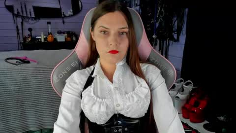 Dirty Priest and Ivi online show from August 7, 6:43 pm