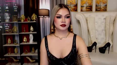 mistressathenna online show from June 5, 5:25 am