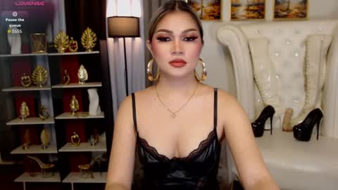 mistressathenna online show from June 11, 3:37 am