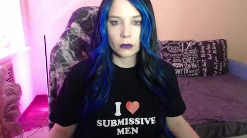 Miss Bailey online show from March 15, 2:12 pm