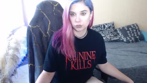 Snapshot of mistressbailey_x chatting on June 29, 11:54 am Miss Bailey online show from June 29, 11:54 am