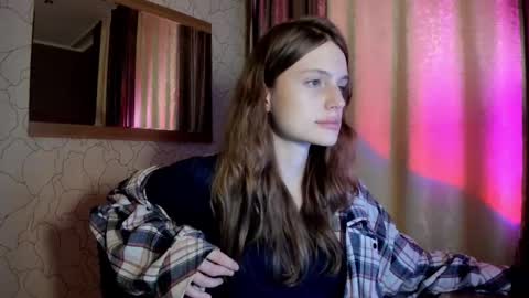 Snapshot of mistresselizy chatting on March 7, 9:17 pm mistresselizy online show from March 7, 9:17 pm