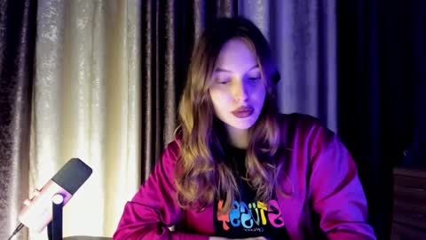 Snapshot of mistresselizy chatting on October 4, 9:02 pm mistresselizy online show from October 4, 9:02 pm