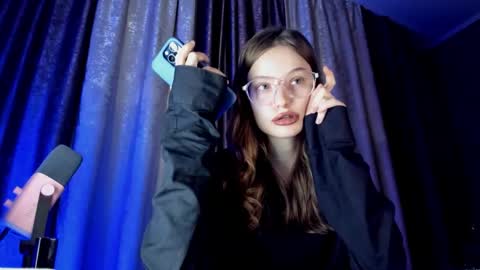 Snapshot of mistresselizy chatting on October 10, 3:11 pm mistresselizy online show from October 10, 3:11 pm