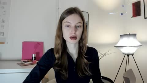 Snapshot of mistresselizy chatting on November 5, 1:00 pm mistresselizy online show from November 5, 1:00 pm