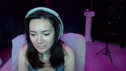 Snapshot of mistressjuniper chatting on May 7, 4:01 pm Mistress June online show from May 7, 4:01 pm