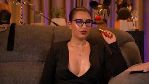 Mistress Kelly online show from November 15, 1:25 am