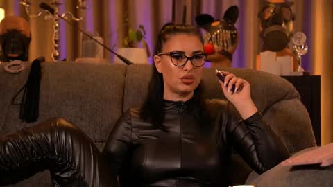 Mistress Kelly online show from November 21, 9:46 pm