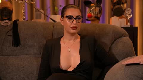 Mistress Kelly online show from November 23, 12:10 am