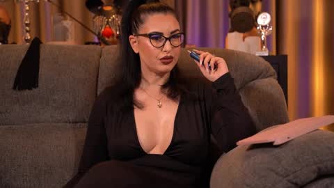 Mistress Kelly online show from January 8, 3:58 pm