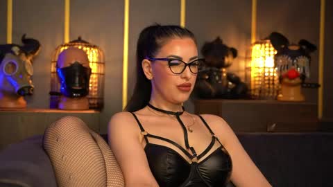 Mistress Kelly online show from May 1, 7:40 pm