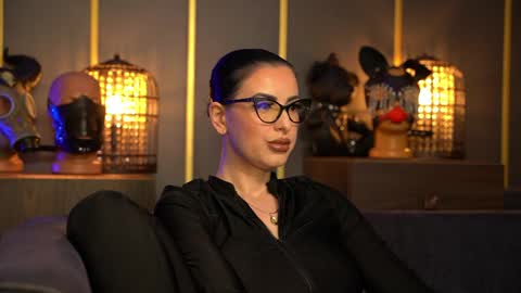 Mistress Kelly online show from May 21, 10:50 pm