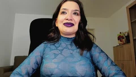 YourGoddessM online show from April 15, 9:37 pm
