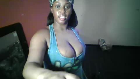 Snapshot of mistressmochareign chatting on March 16, 5:44 am mistressmochareign online show from March 16, 5:44 am