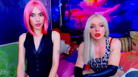Snapshot of mistressnorma chatting on September 20, 1:06 am Mother of Dragons or strapons not a charitable organization...is definitely not M--ther Teresa online show from September 20, 1:06 am