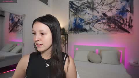 Sindy online show from February 18, 8:43 am