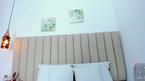 mistt_miaa online show from May 12, 11:40 am
