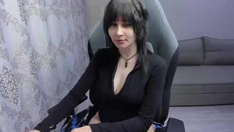 Snapshot of misty_dark chatting on May 14, 12:01 pm misty_dark online show from May 14, 12:01 pm