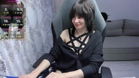 Snapshot of misty_dark chatting on May 25, 11:11 pm misty_dark online show from May 25, 11:11 pm