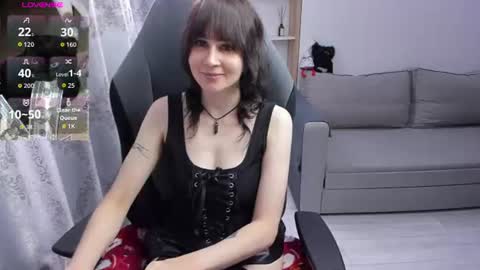 misty_dark online show from July 19, 4:44 pm