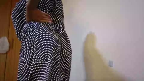 Snapshot of misty_shee chatting on September 15, 8:25 am misty_shee online show from September 15, 8:25 am