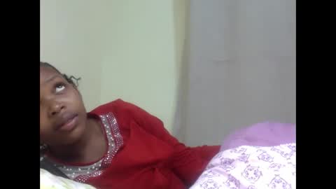 Snapshot of misty_shee chatting on November 19, 11:43 am misty_shee online show from November 19, 11:43 am