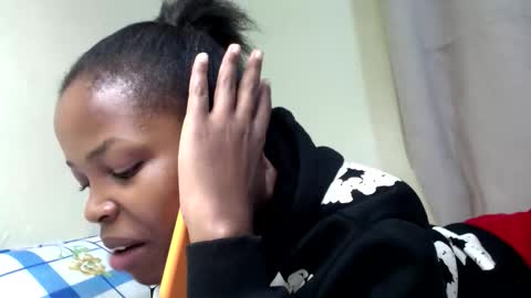 misty_shee online show from May 1, 3:49 pm