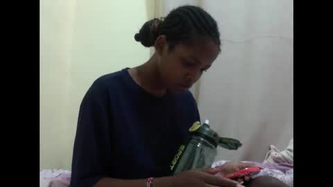 misty_shee online show from June 7, 8:40 am